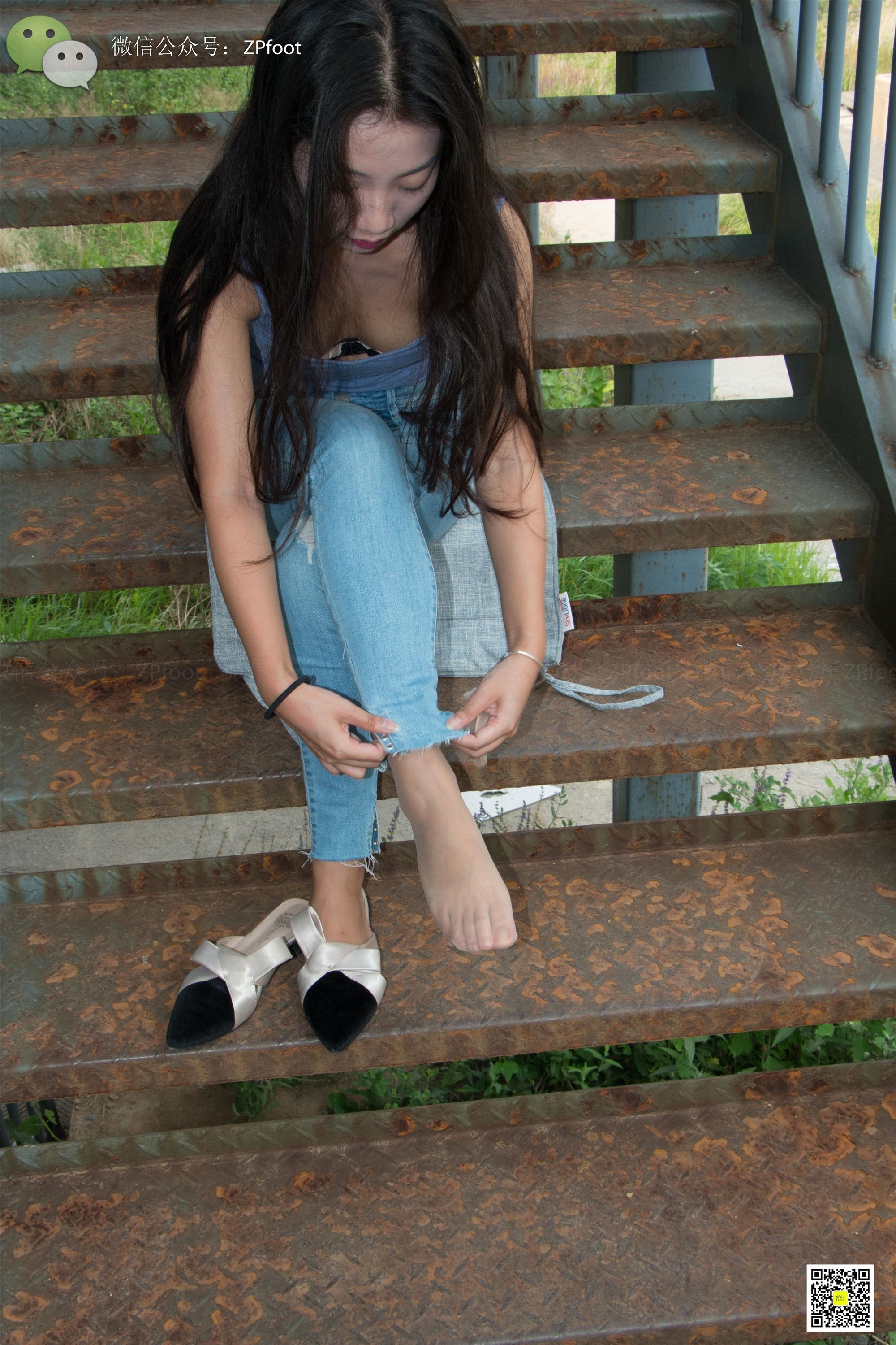 LSS山茶摄影 NO.010 芍药的短丝裸足